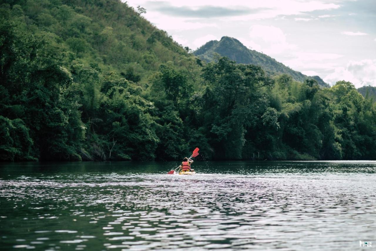 ชอว์ งาทอง รีสอร์ต Chor Ngar Thong Erawan Kanchanaburi Hotel Buitenkant foto